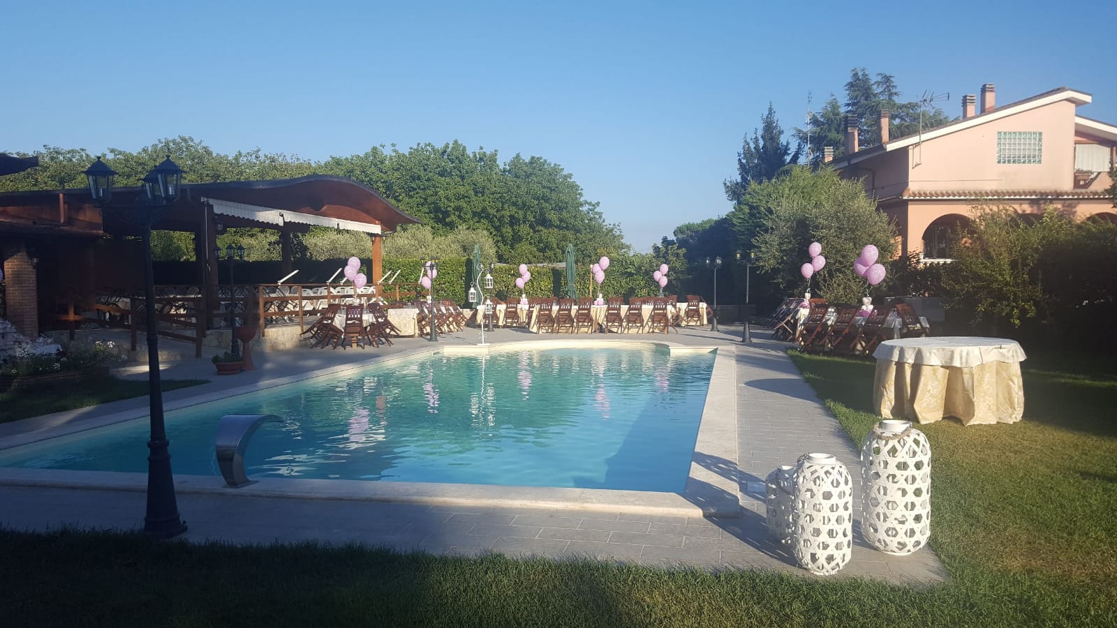 ristorante con piscina valmontone